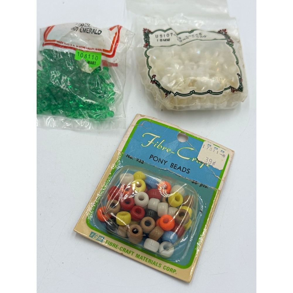 Vintage Pony Flower Beads 18mm Large Hole 6mm Plastic Mixed Colors 50pcs